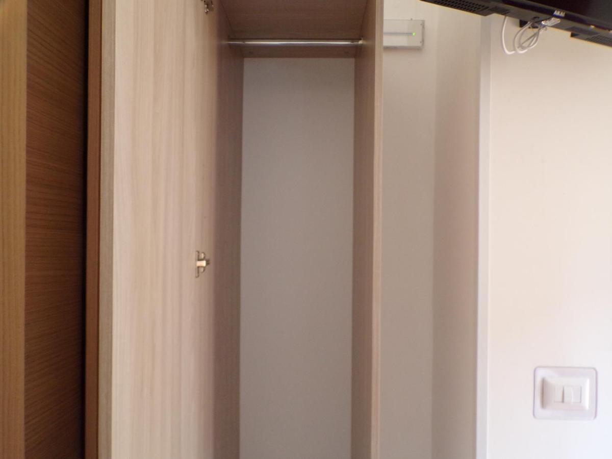 Nuova Aurora Rent Rooms Roccalumera Exterior photo
