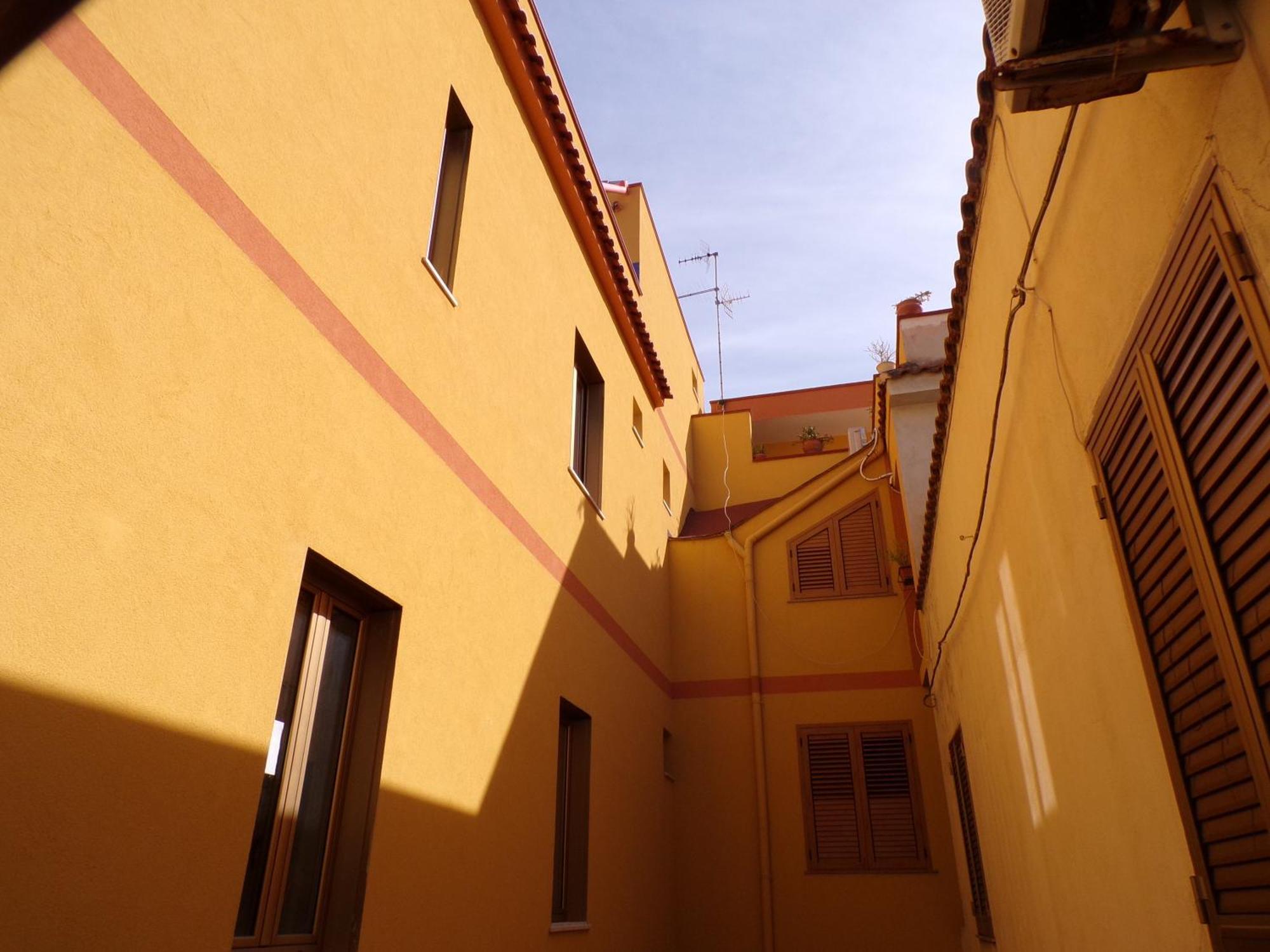 Nuova Aurora Rent Rooms Roccalumera Exterior photo